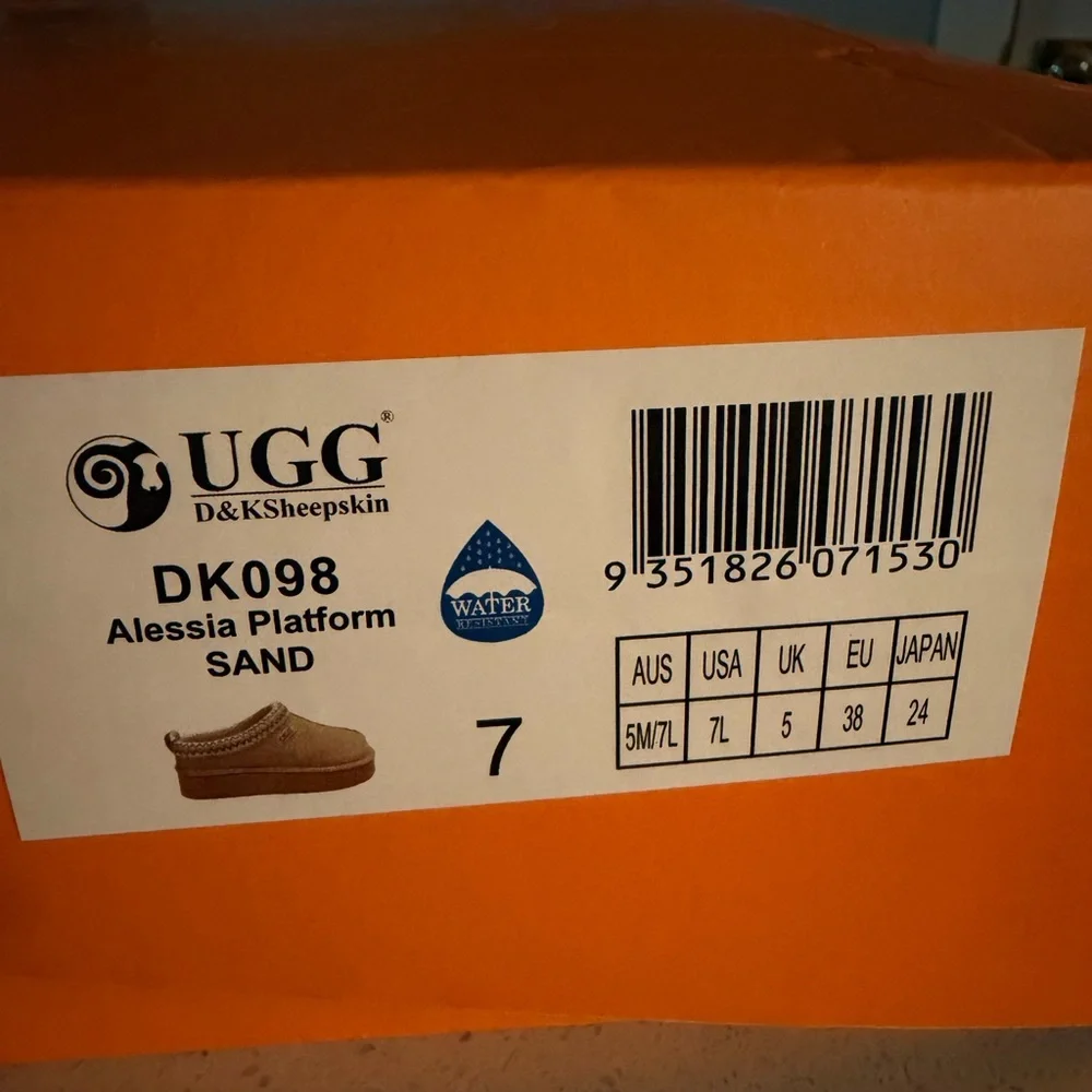 UGG alessia platform